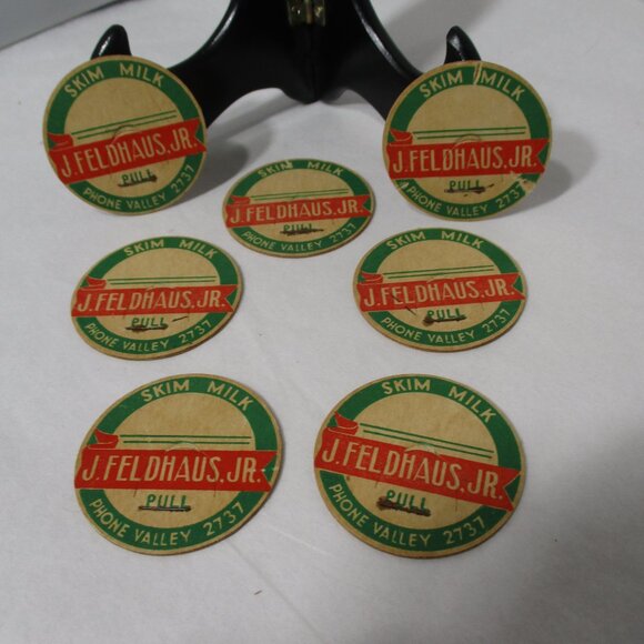 Lot of 7 Vintage J Feldhaus Dairy Cardboard Bottle Caps Tops Lids Reading Ohio - Picture 2 of 3